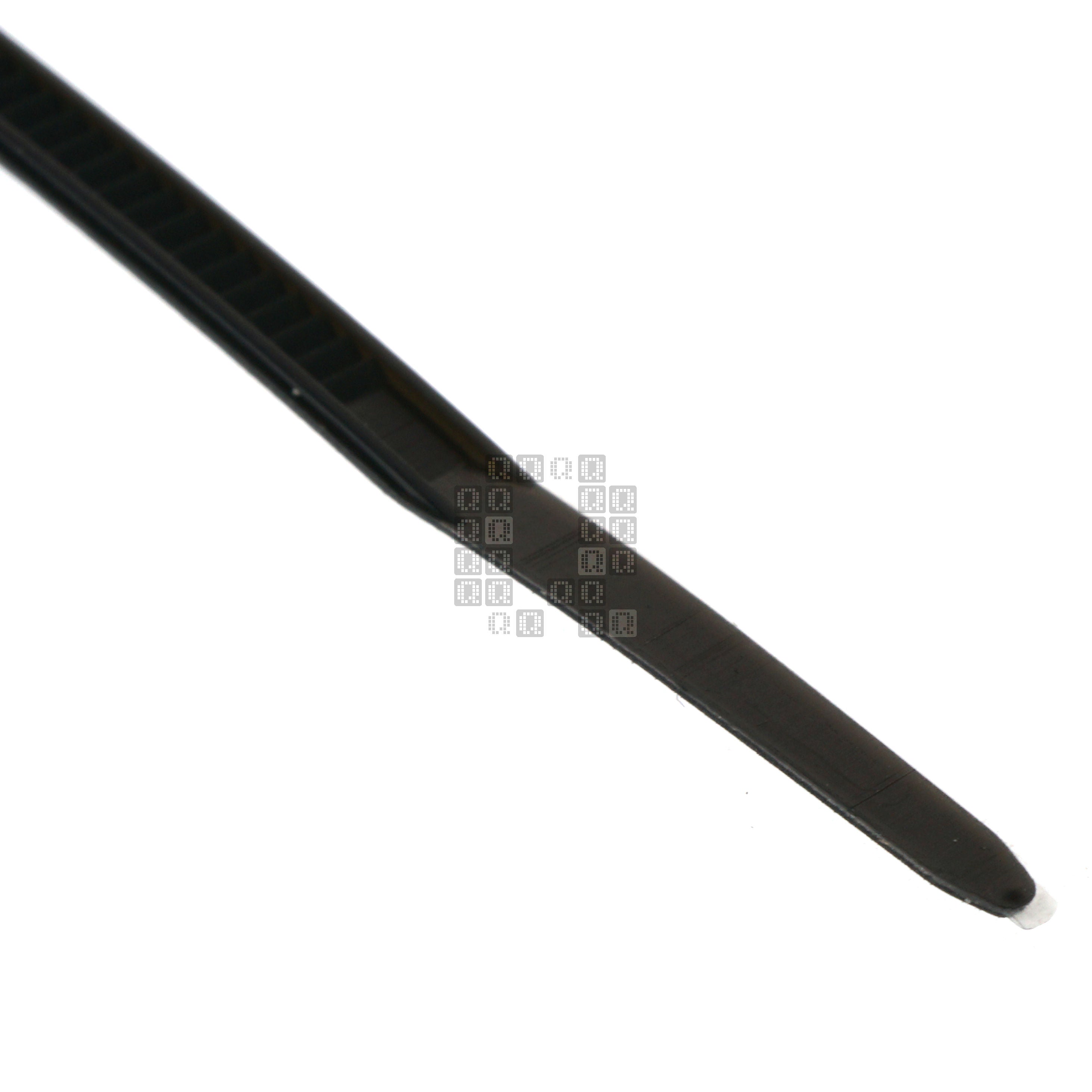 Gardner Bender GB 46-104UVB  Indoor/Outdoor 4" Standard Cable Tie, UV Resistant Black, closeup of tip