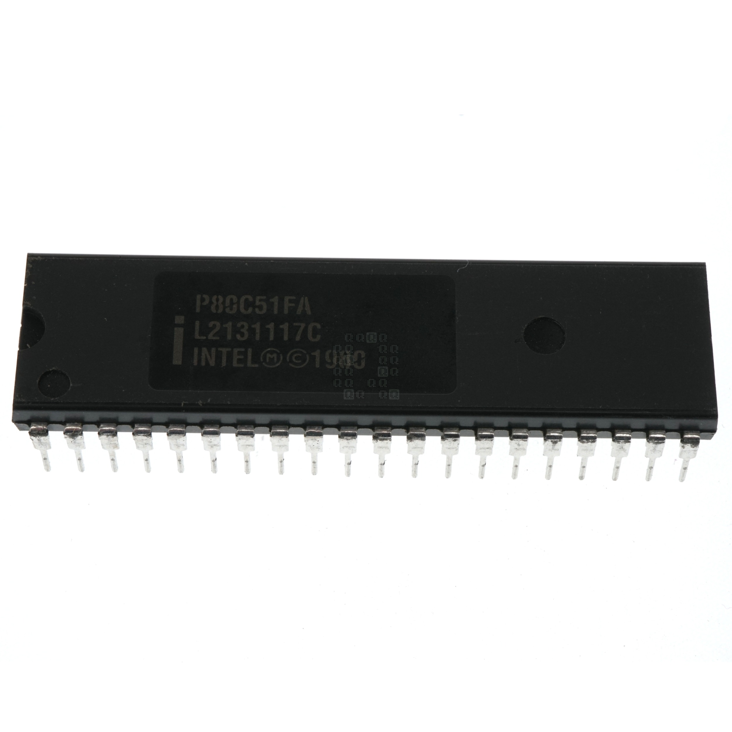 Intel P80C51FA 8-bit Microcontroller, ROMless, DIP40, 2.7-5.5VDC, 0 to 16Mhz